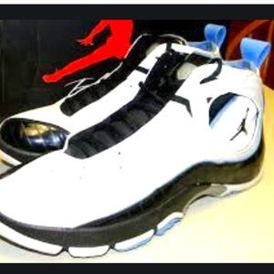 NIKE AIR JORDAN JETER RETRO